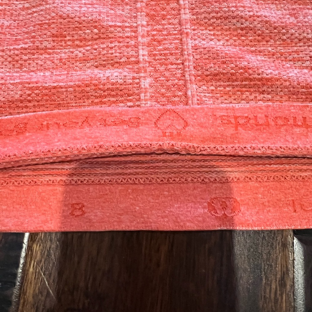 Lululemon T-shirt